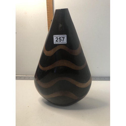 Lot 257       