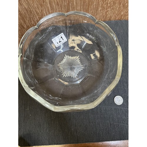 121 - Glass Bowl, 
9.5