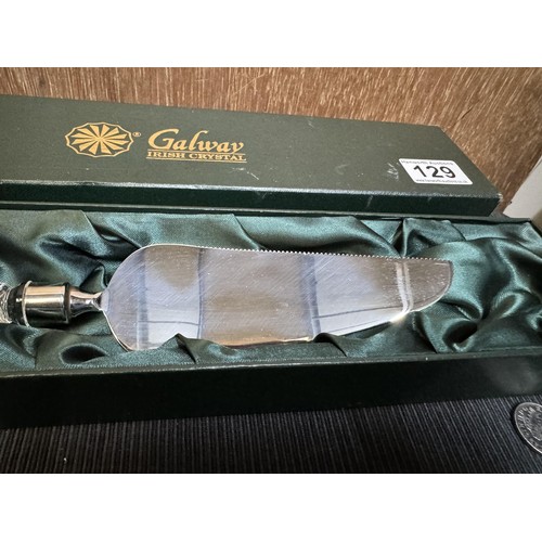 129 - Galway Irish Crystal Cake Server