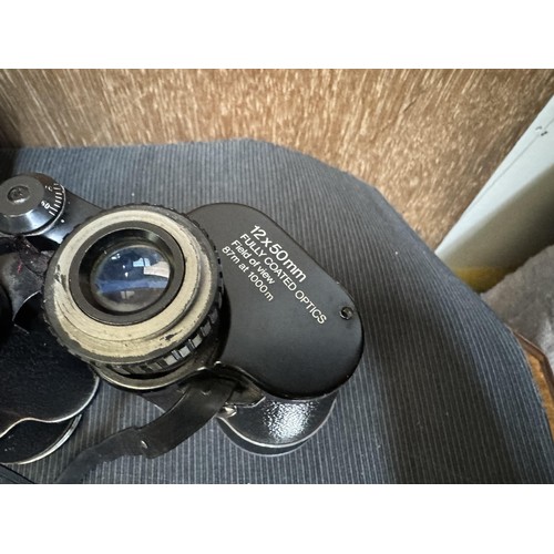 131 - Boots Admiral 2 Binoculars in Case (AF)