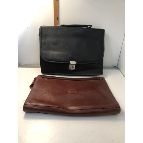 53 - X2 leather bags