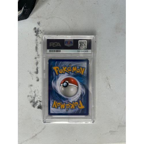 172 - Graded Pokémon Card - 2019 Pikachu Holo