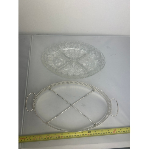 108 - Glass Divided condiment Serving Tray