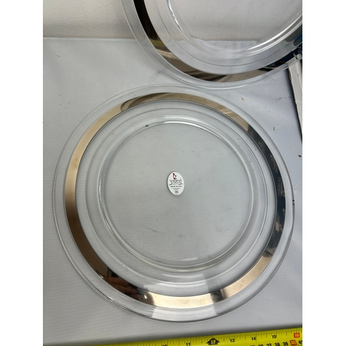 175 - Set of 2 Glass Chargers with Platinum Band by Vidivi - Made in Italy