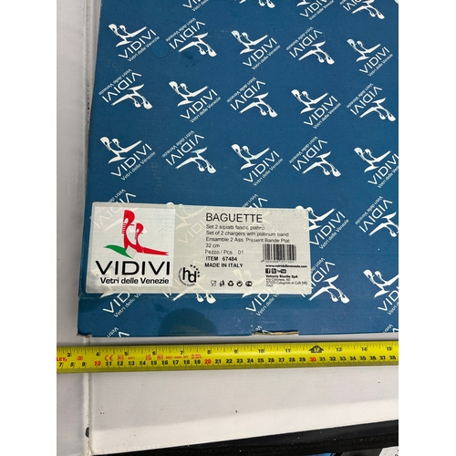 175 - Set of 2 Glass Chargers with Platinum Band by Vidivi - Made in Italy