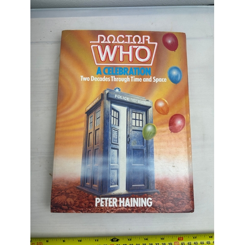 170 - Vintage Dr Who Book