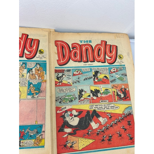 184 - 4 Dandy Comics