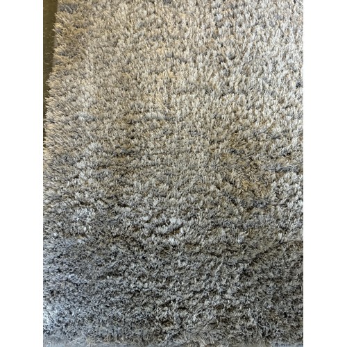 41 - Dunelm Silver Rug 240cm x 340cm