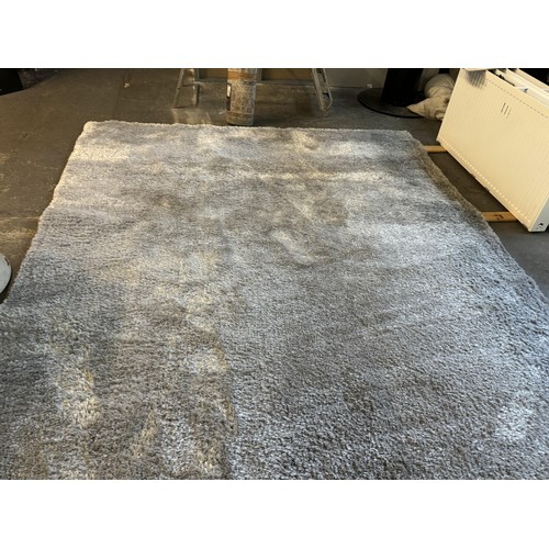 41 - Dunelm Silver Rug 240cm x 340cm