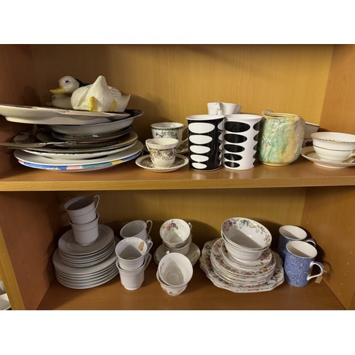 60 - Qty of Chinaware