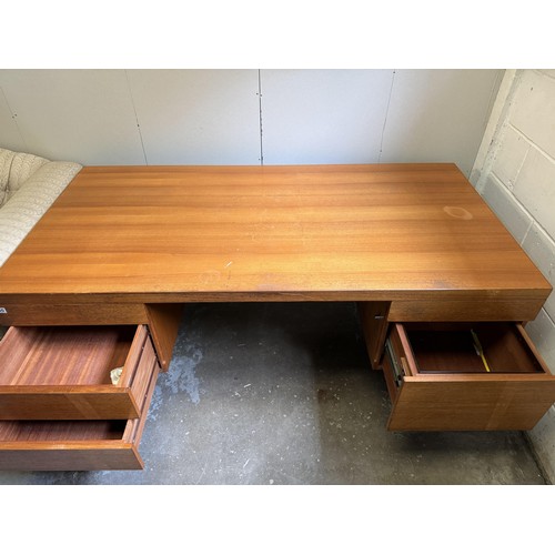 200 - Mid Century Desk (No Key)