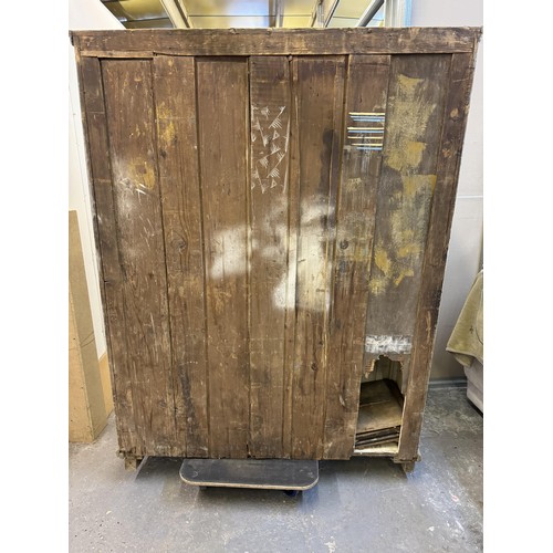 213 - Vintage Wardrobe (ex-prop)