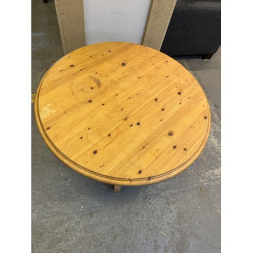 234 - Pine Coffee Table