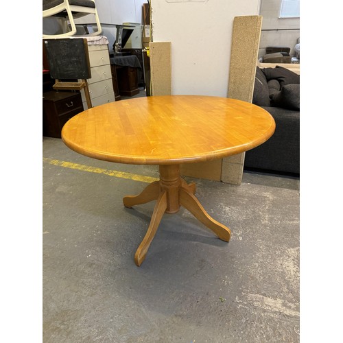 240 - Pine Dining/Kitchen Table, 4 person