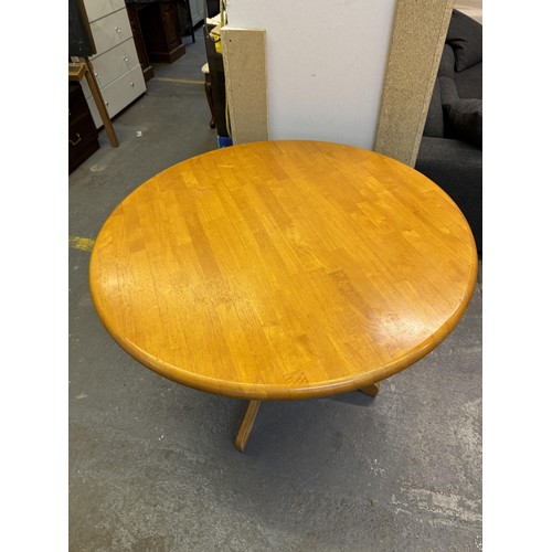 240 - Pine Dining/Kitchen Table, 4 person