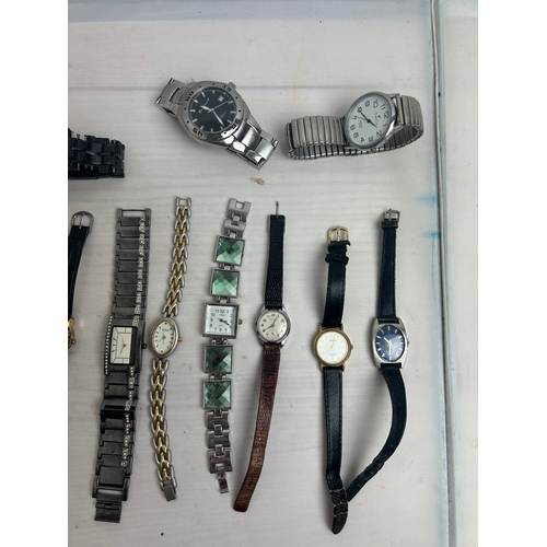 72 - Quantity of Watches UNTESTED