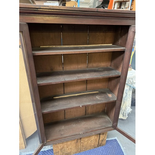 266 - Shelf Unit with Glass Doors