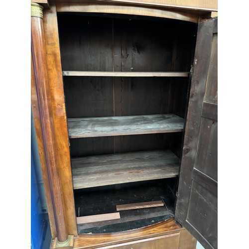 271 - Vintage Shelved Cupboard