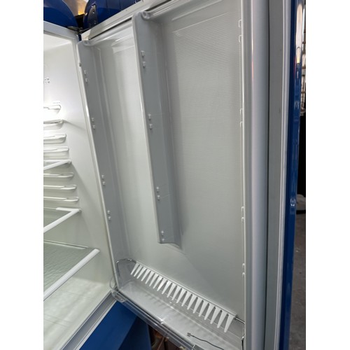 301 - SMEG Fridge Freezer, S32STRP3, Working