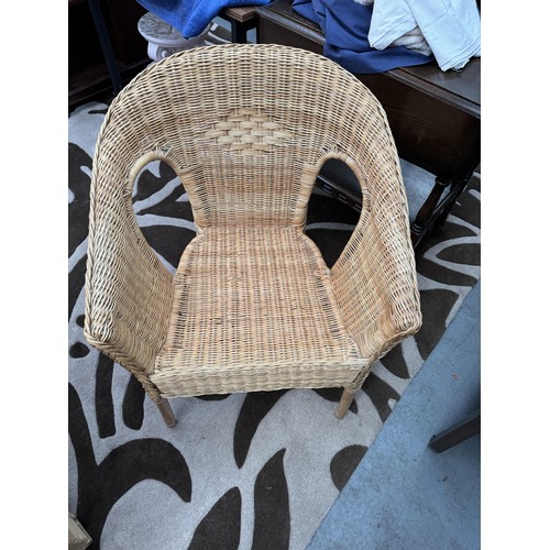 404 - Wicker Chair