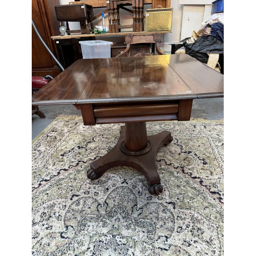 416 - Drop Leaf Dining Table