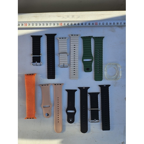 421 - Quantity of smart watch straps