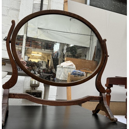 629 - Vintage Dressing Table Mirror