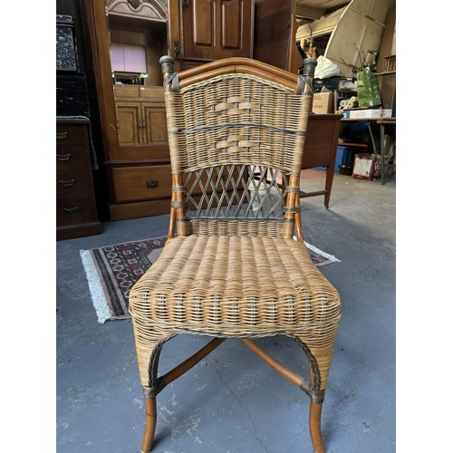 662 - Wicker Chair