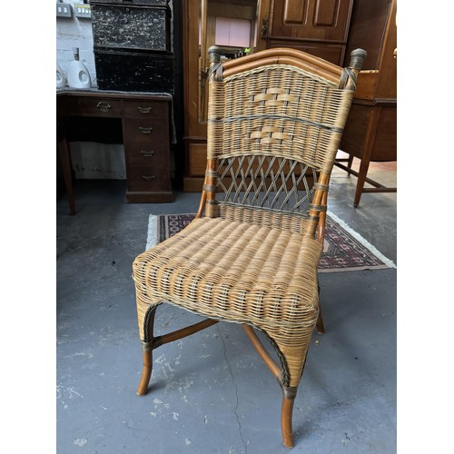 662 - Wicker Chair