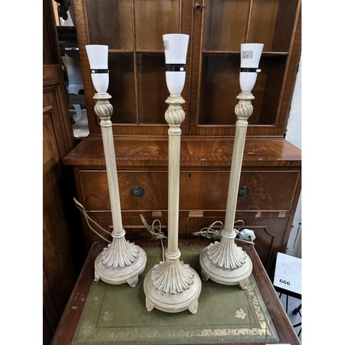 669 - 3 x Table Lamps