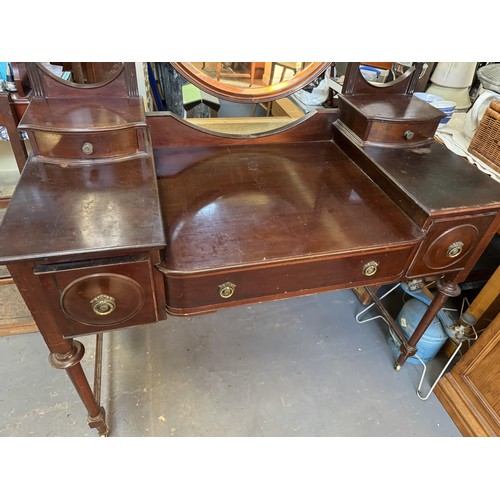 672 - Maple & Co Dressing Table