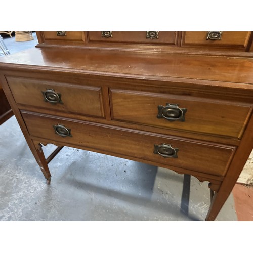 454 - Dressing Table/Washstand with Mirror