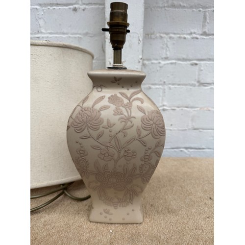 4 - Floral Table Lamp, working