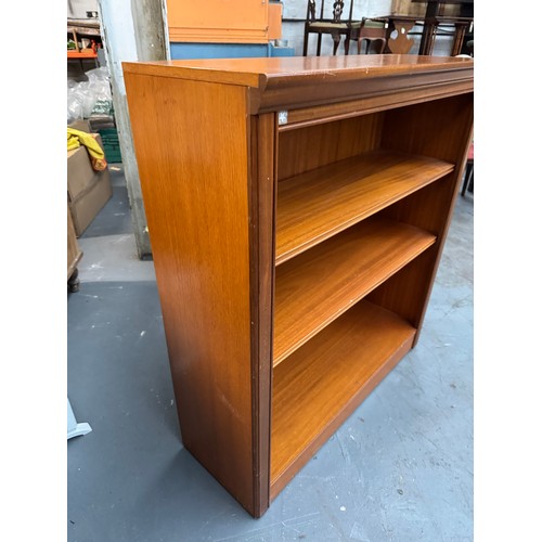 86 - Bookcase,