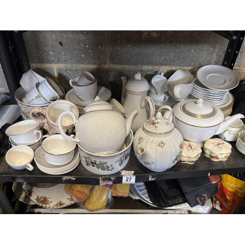 27 - Shelf full of Royal Worcester etc
PLEASE NOTE NOT POSTABLE