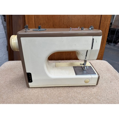 114 - Frister Rossman Cub 3 Sewing Machine (untested, AF)