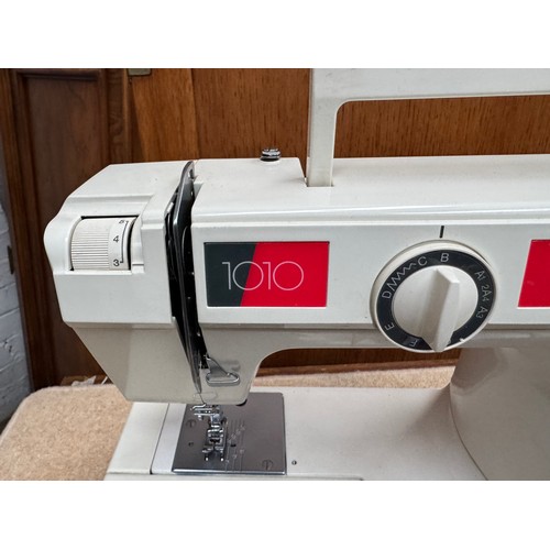 117 - Elna Sewing Machine 1010, (untested AF)