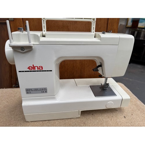 117 - Elna Sewing Machine 1010, (untested AF)