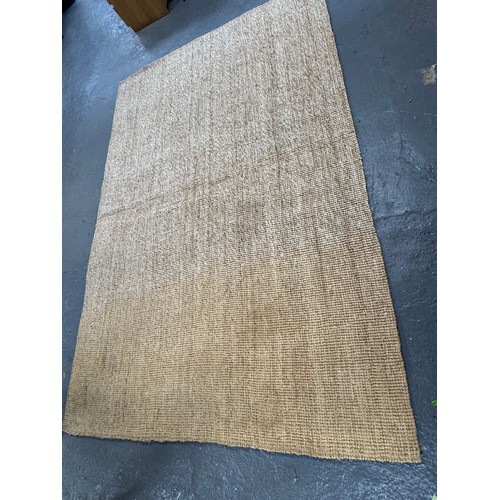 94 - Floor Rug, 2980mm x 2000mm