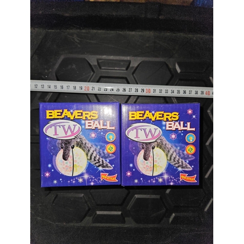 481 - 2x New Kids toys (beaver balls)