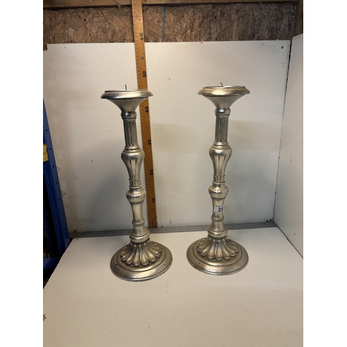 35 - Candle sticks