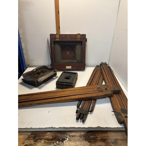 208 - Vintage camera parts