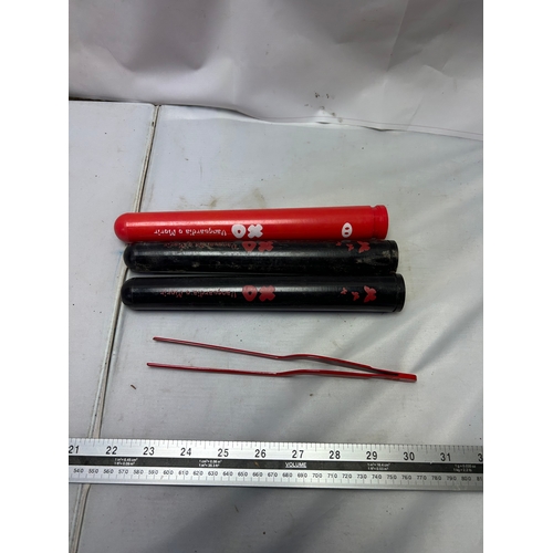 187 - 4 pairs of planting tweezers