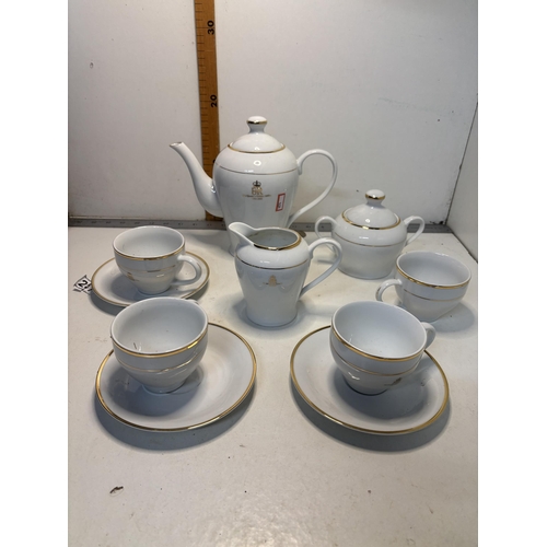 66 - Tea set
PLEASE NOTE NOT POSTABLE