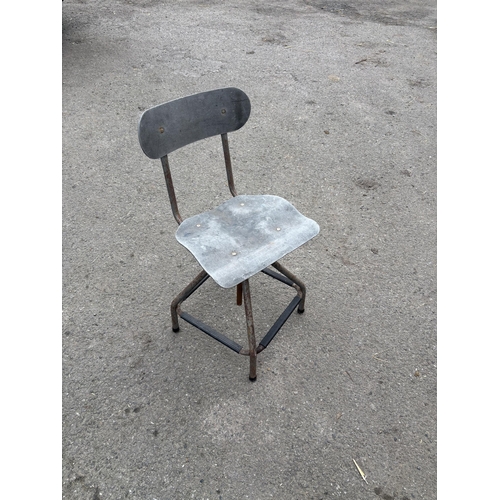 218 - 1950s industrial machinist chair
PLEASE NOTE NOT POSTABLE