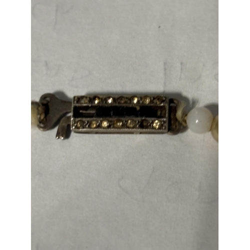 15 - Pearl necklace with silver clasp