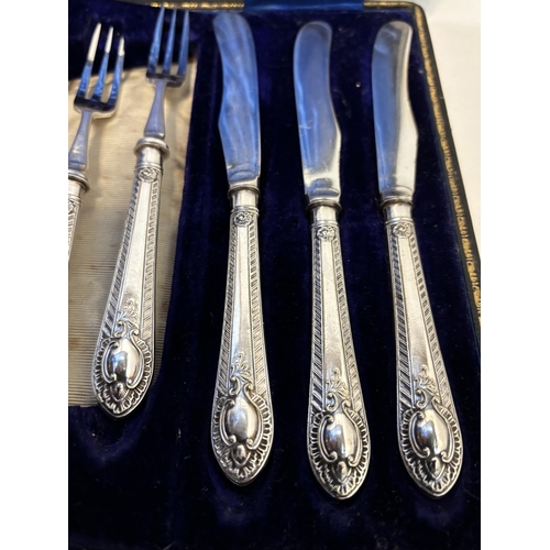 17 - Vintage 6 knife, 6 fork silver plated set