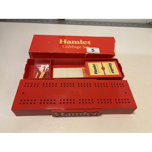 5 - Hamlet cribbage set