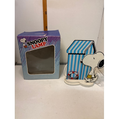 490 - Vintage 80s Nuova Linea Zero Snoopy Light