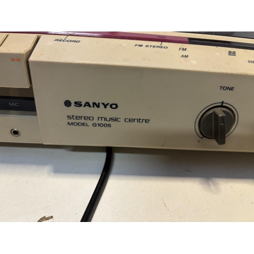 42 - Vintage Sanyo record tape deck
PLEASE NOTE NOT POSTABLE